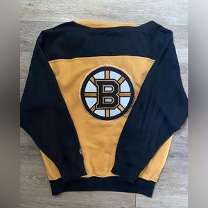 Men’s Boston Bruins hockey sweatshirt